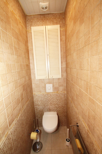 Bathroom 3, TVST Apartments Gasheka 9, Northern