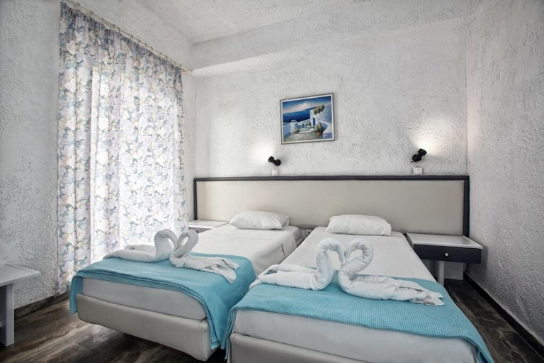 Bedroom 2, Gorgona Hotel, Crete