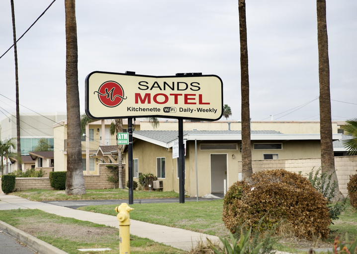 Exterior & Views 1, Sands Motel, San Bernardino