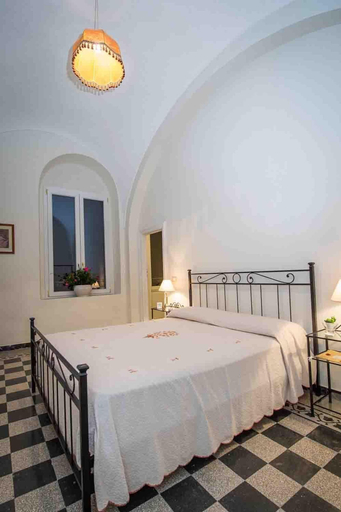 Bedroom 2, Bed and Breakfast La Torretta, Latina