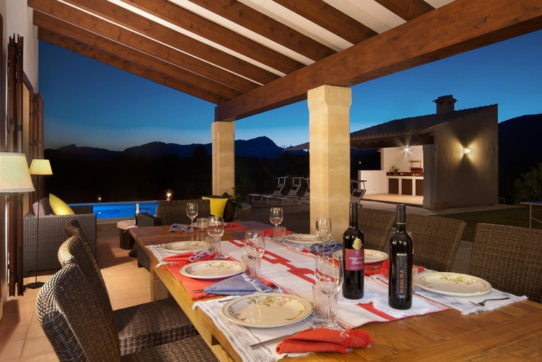 Food & Drinks, Villa La Vinya, Baleares