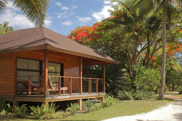 Exterior & Views 2, Oure Lodge Beach Resort, l'Île des Pins