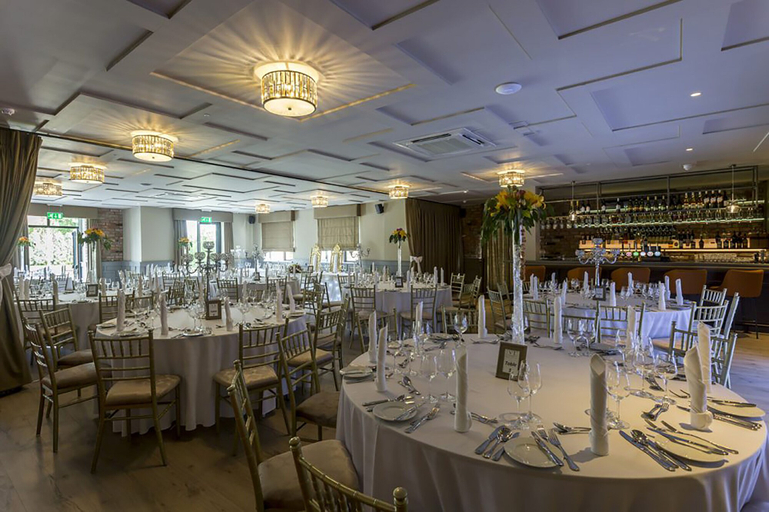 Food & Drinks 5, Village Hotel