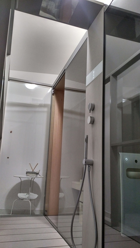 Bathroom 4, Hotel SPLENDID 1900, Craiova