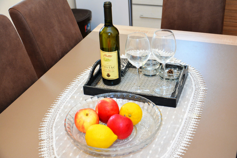 Food & Drinks 4, Apartment Novak
