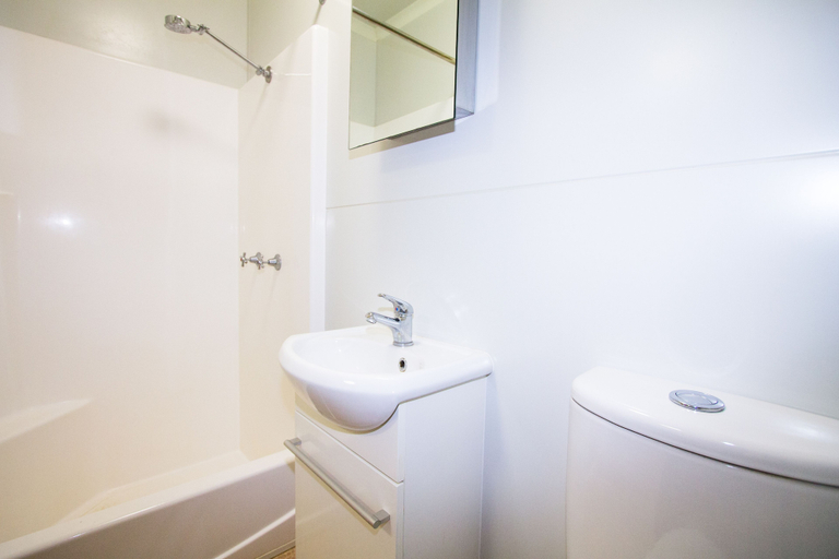 Bathroom 3, Port Tourist Park, Port Hedland