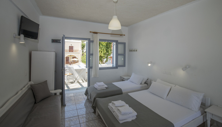 Bedroom 3, Zacharakis Studios, South Aegean