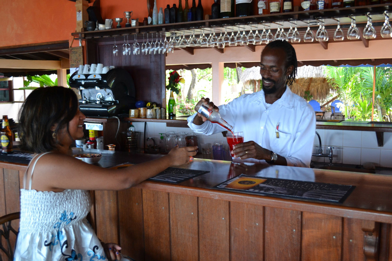 Food & Drinks 5, Petite Anse Hotel