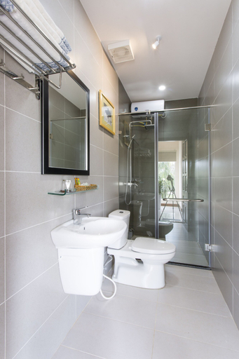 Bathroom 4, Luna Rossa Villa , Da Nang