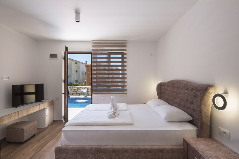 Bedroom 2, Apartments Lazy Hill