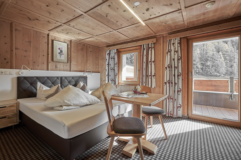 Bedroom 2, Hotel Garni Schönblick, Imst