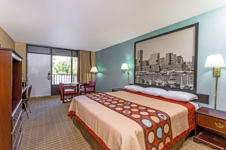 Bedroom 2, Super 8 by Wyndham Jessup/Baltimore Area, Howard