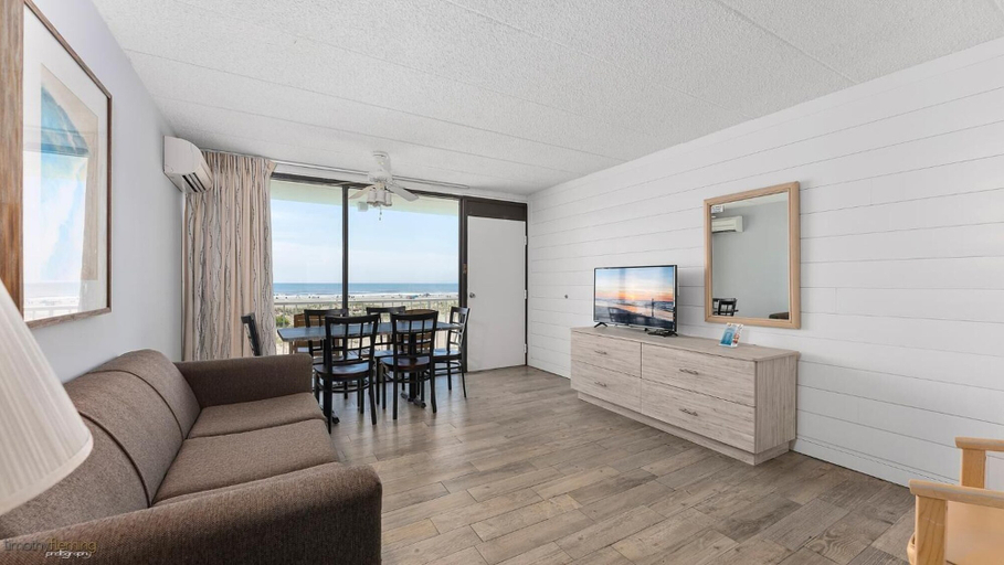 Others 5, Beau Rivage Beach Resort, Cape May