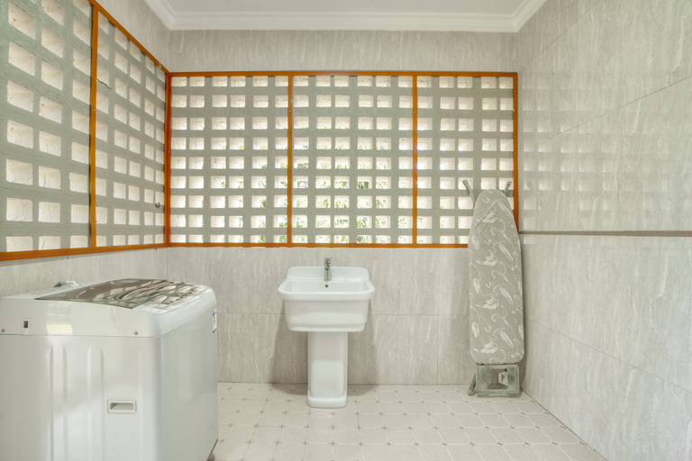 Bathroom 3, Kibo Homes Moshi, Moshi Urban