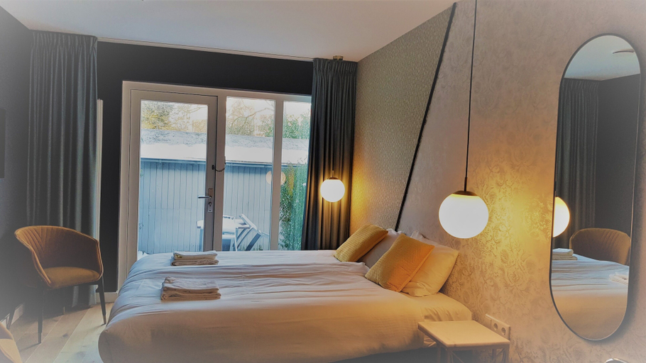 Bedroom 5, Rijksmonument Hotel de Sprenck, Middelburg