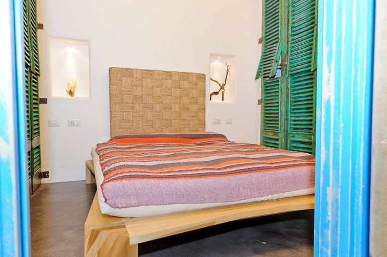 Bedroom 5, Lalbergdalun, Taranto