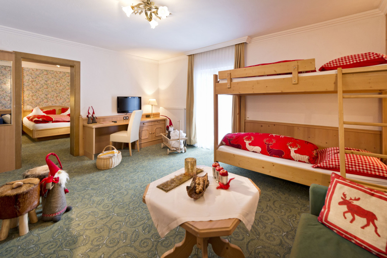 Bedroom 3, Hotel Hinteregger, Tamsweg