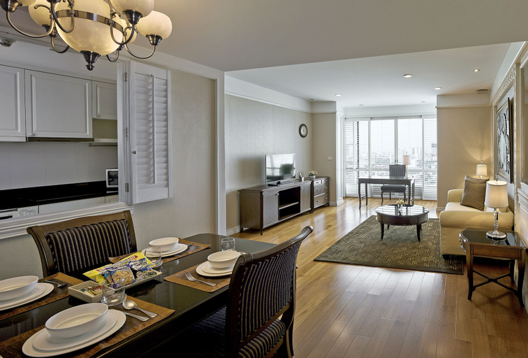 Dining Room 6