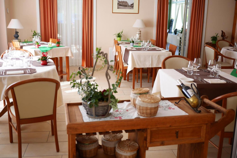 Food & Drinks 5, Auberge Aux Deux Sapins, Morges