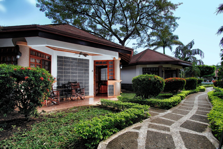 Exterior & Views 2, Hotel Villa Acacia, Carrillo