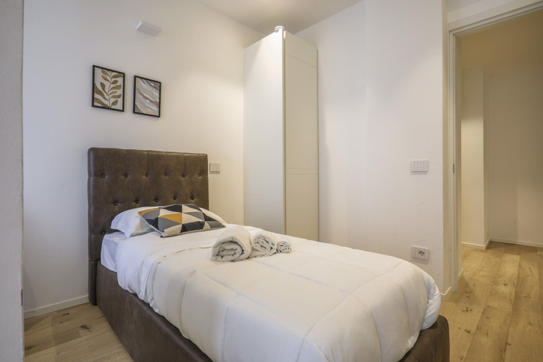 Bedroom 3, Milan Luxury Gem, Milano
