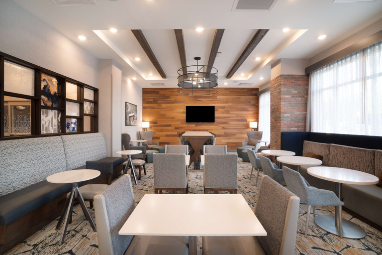 Food & Drinks 5, Hampton Inn Greer Greenville, SC, Greenville