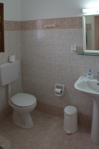 Bathroom, Grandes Apartments Kouremenos, Crete