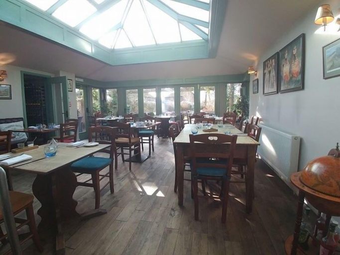 Food & Drinks 5, The Three Cups Inn, Hampshire