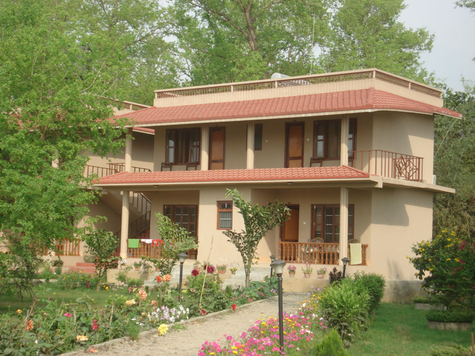 Exterior & Views 4, River Bank Inn, Narayani