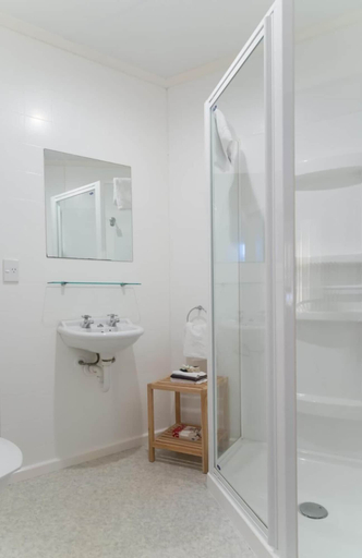 Bathroom 4, The Point Bed & Breakfast, Kaikoura