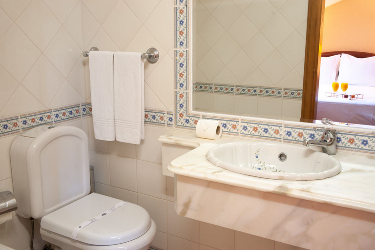 Bathroom 5, Turim Club D´Azeitão Hotel, Setúbal