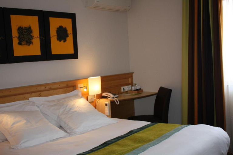 Bedroom 2, Logis Hotel Restaurant A L'etoile, Bas-Rhin