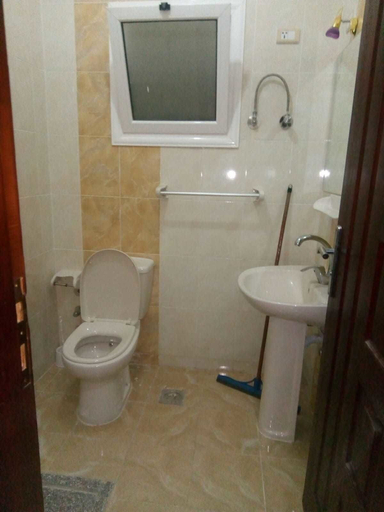 Bathroom, Mousa Apartment, Al-Ghurdaqah