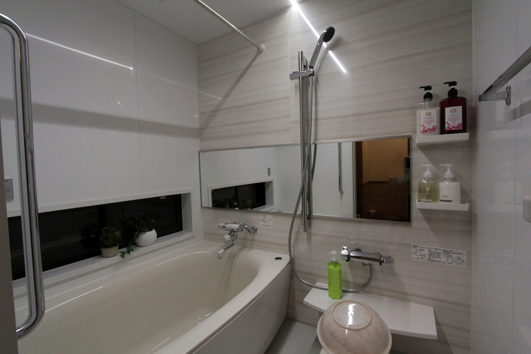 Bathroom 3, Kyoyado Yaezakura, Kyoto