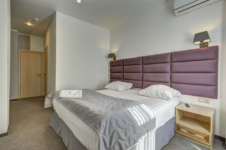 Bedroom 3, Wellion Vodny Hotel, North-Western