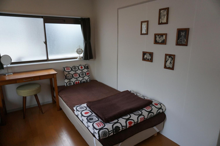 Bedroom 4, GUEST HOUSE TEN-ROKU - Hostel, Caters to Women, Osaka