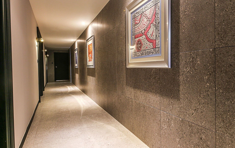 Others 5, Brown Dot Hotel Nampo Chungmu, Jung