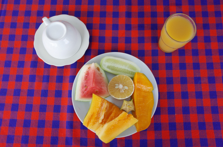 Food & Drinks 5, Funguni Palace Hotel, Mjini