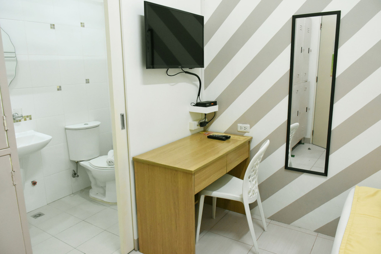 Bathroom 3, Alicia Tower Residences - Adult Only - Hostel, Cebu City