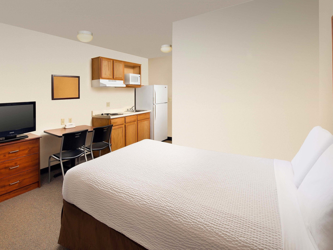 Bedroom 3, WoodSpring Suites Ankeny Des Moines, Polk