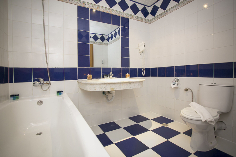 Bathroom 5, Royal Park Hotel - All Inclusive, Nesebar