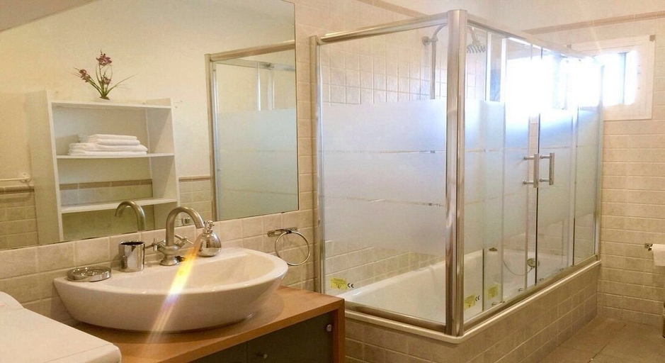 Bathroom 3, Edificio Senses, Cádiz