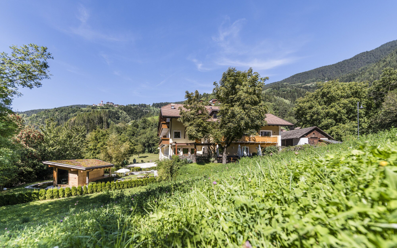 Exterior & Views 2, Hotel Weisses Rössl - Cavallino Bianco, Bolzano