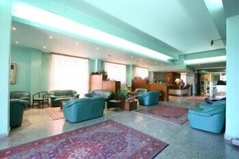 Others 5, Hotel Mercurio, Avellino