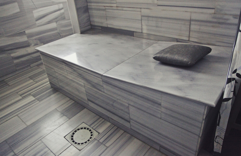 Bathroom 4, Tskaltubo Plaza, Tskaltubo