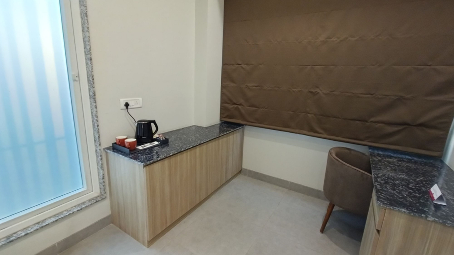 Others 4, ROSASTAYS Gurugram Sec 31, Gurgaon