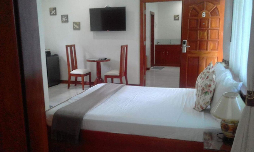 Bedroom 3, Ocean Breeze Resort, Toledo City