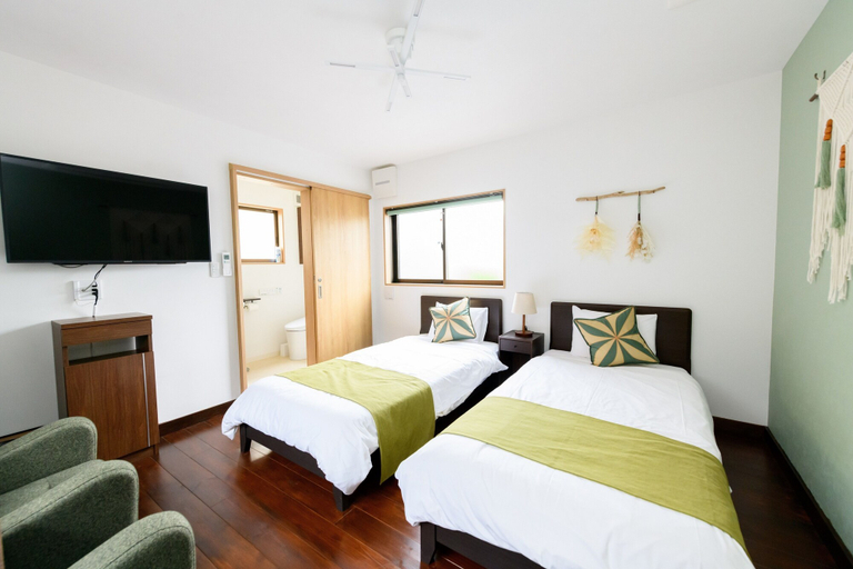 Bedroom 2, Jade, Kamakura