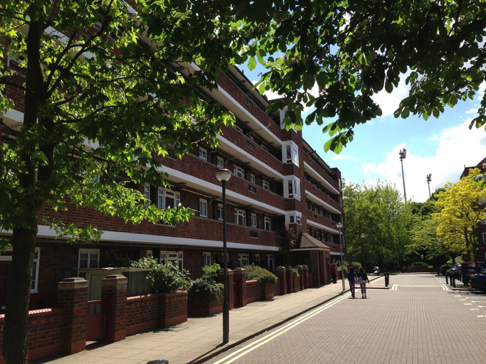 Exterior & Views, Evans House, London