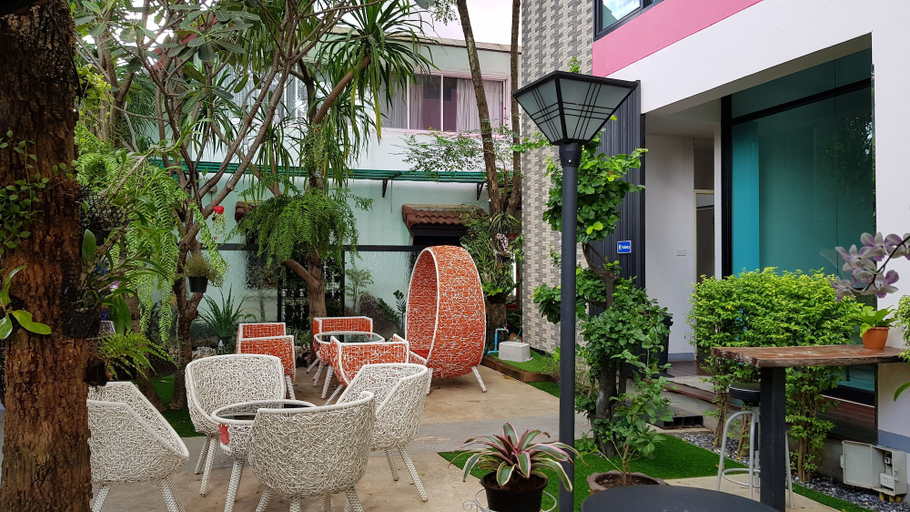 Exterior & Views 2, Coffee Station Hostel, Muang Udon Thani